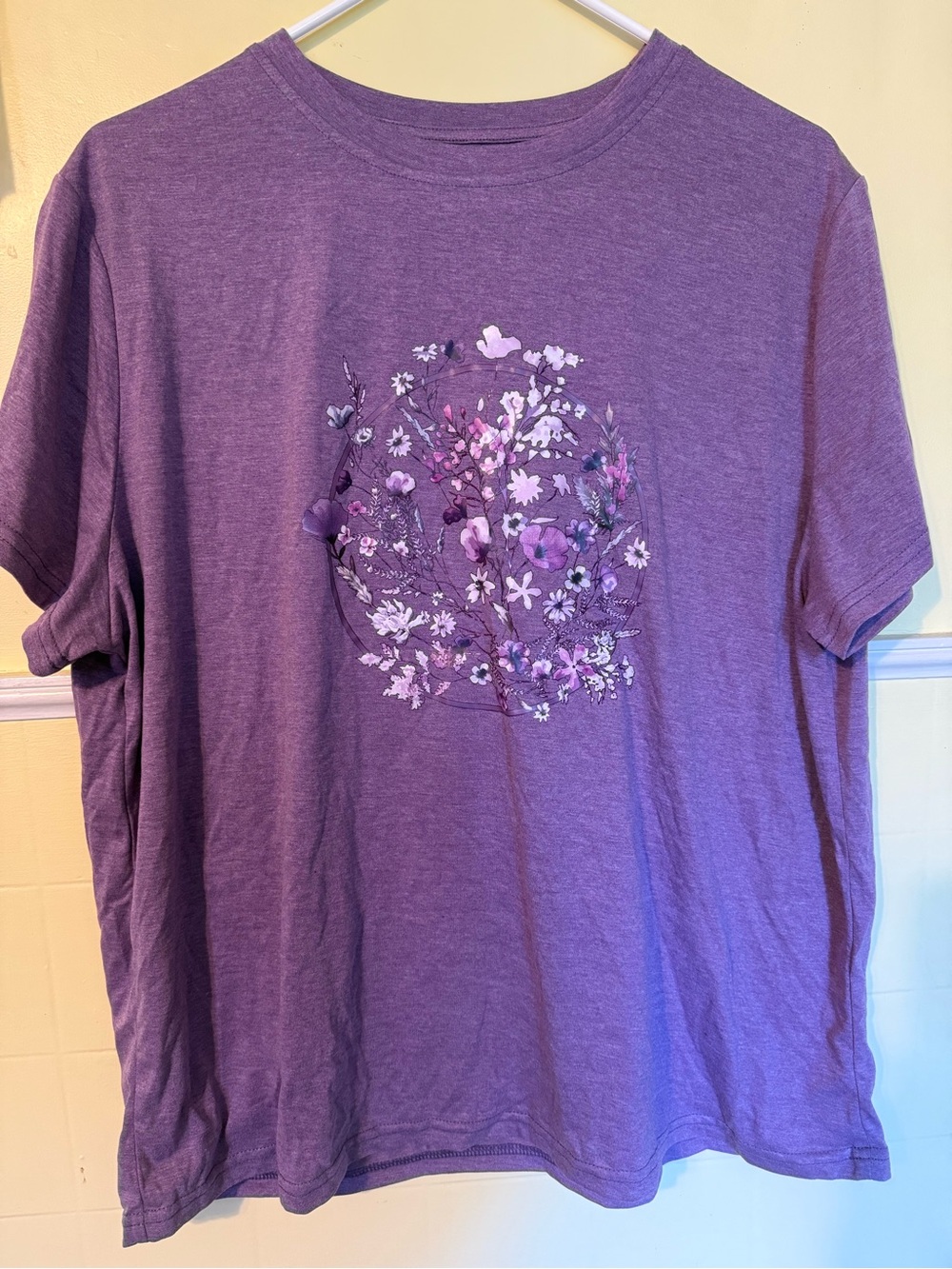 SHEIN Purple Floral Graphic Short Sleeve Tee
